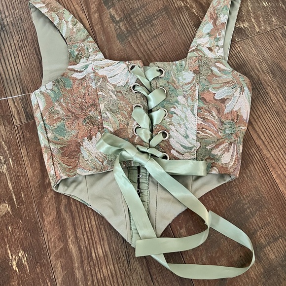 Fashion Nova Green and Brown Tapestry Corset - Picture 3 of 3